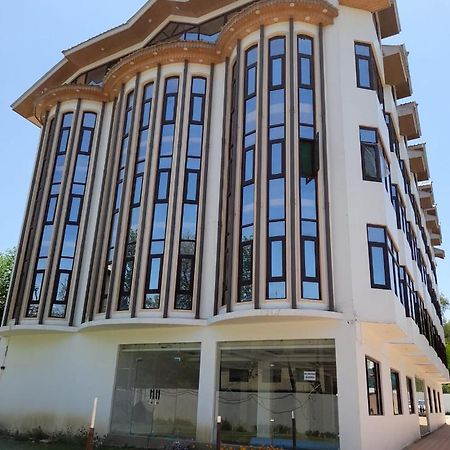 Hotel Zoon Dabb Srinagar Airport Kashmir Buitenkant foto