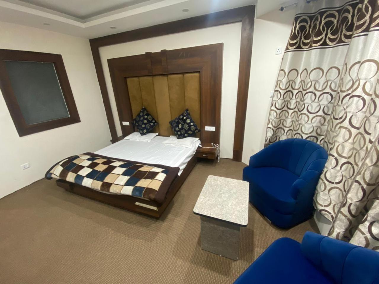 Hotel Zoon Dabb Srinagar Airport Kashmir Buitenkant foto