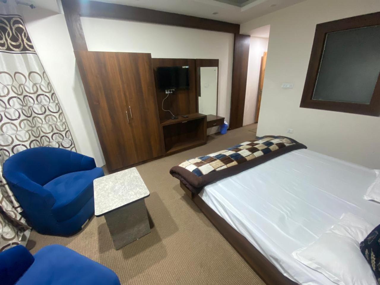 Hotel Zoon Dabb Srinagar Airport Kashmir Buitenkant foto