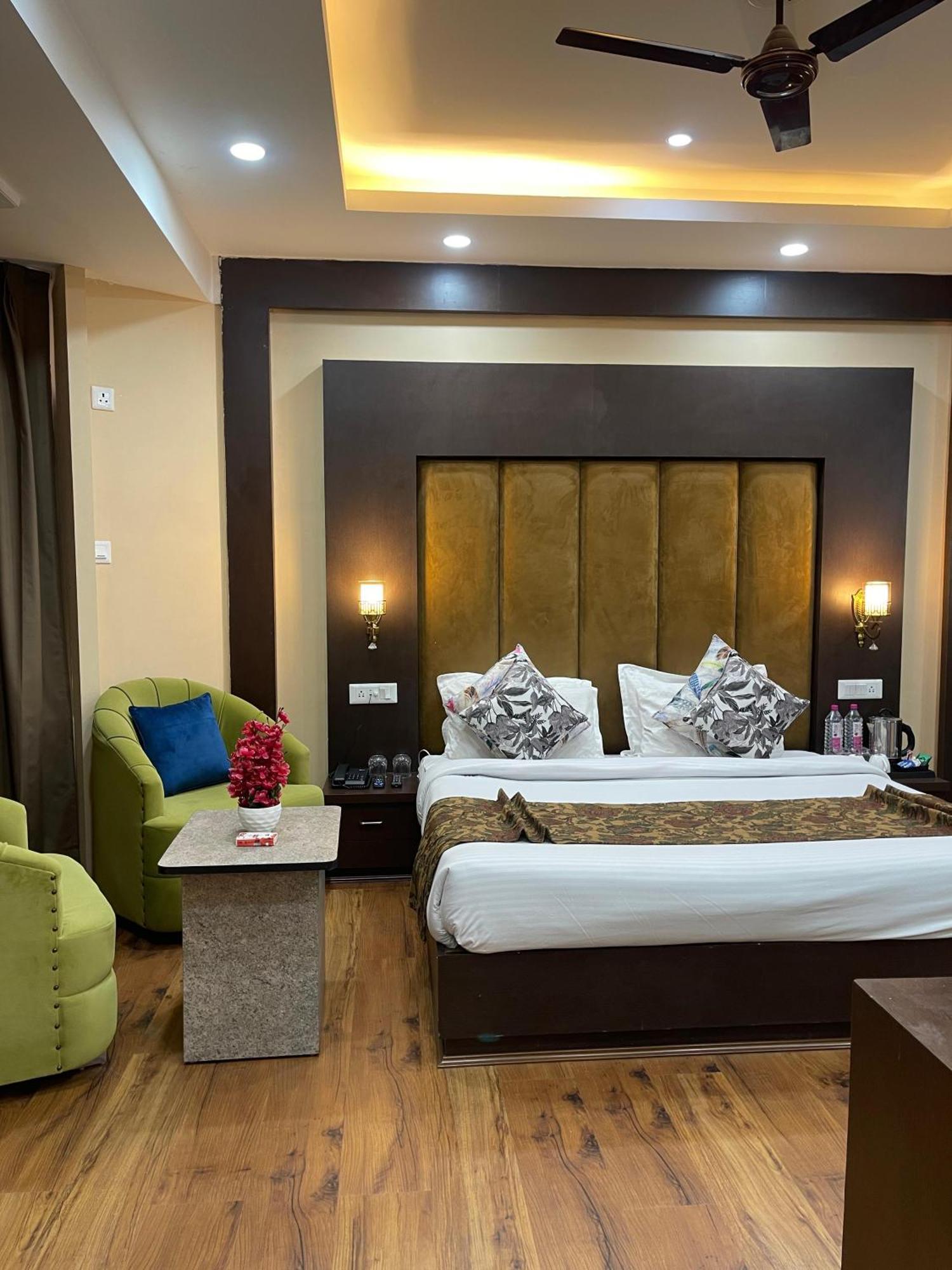 Hotel Zoon Dabb Srinagar Airport Kashmir Buitenkant foto