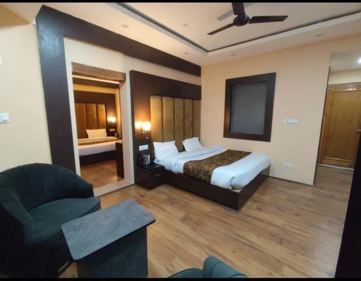 Hotel Zoon Dabb Srinagar Airport Kashmir Buitenkant foto